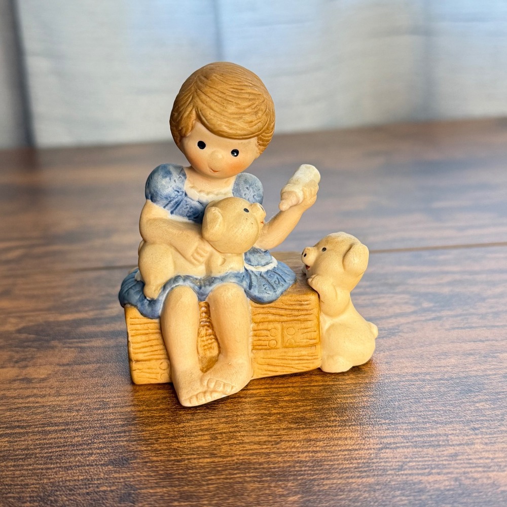 Country Cousins Enesco 1983 Polly Feeding Piglet Pig Figurine Vintage‎ Ceramic